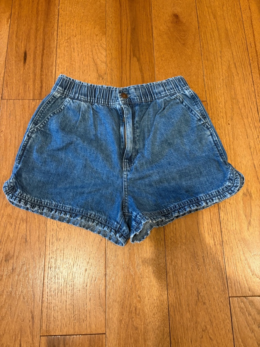 American Eagle Outfitters Vintage Blue Denim Elastic-Waist Shorts